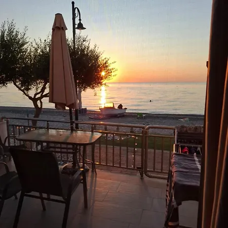 Beachfront Paradise Daire *